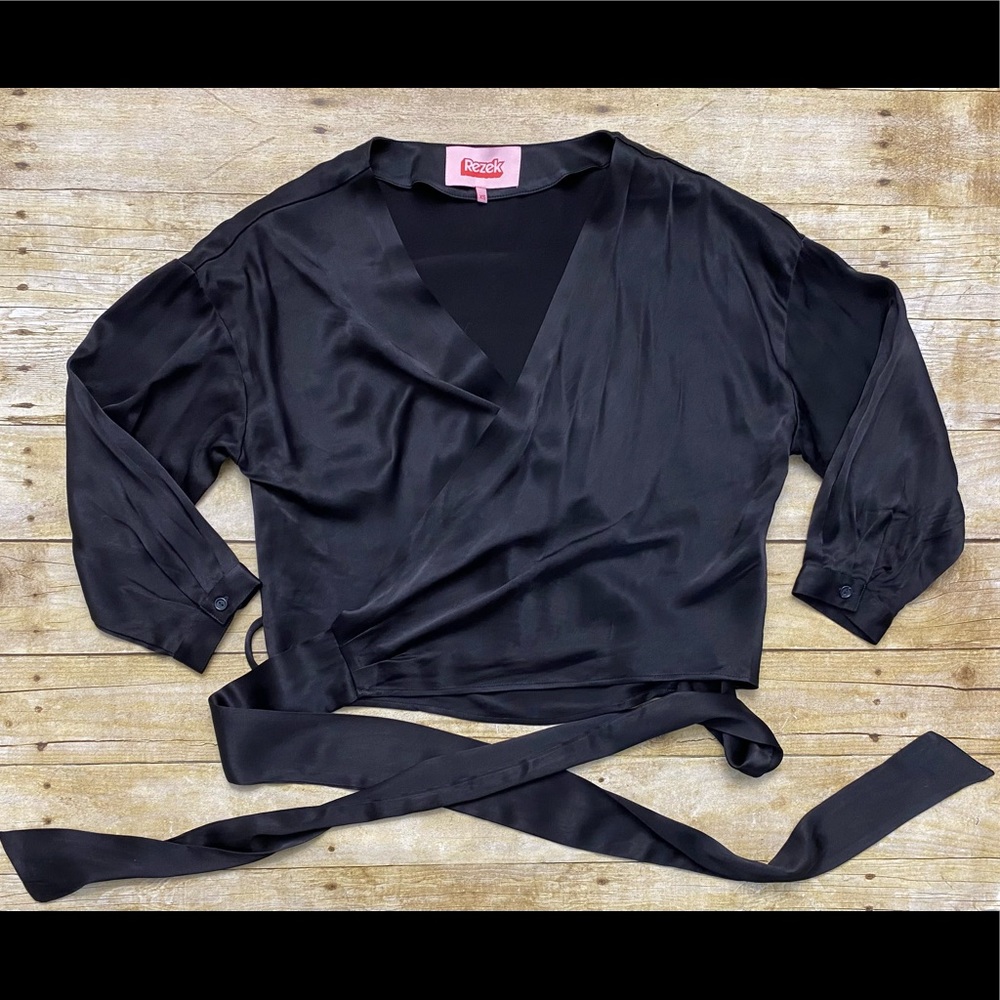 NWOT Rezek HUSTLE WRAP TOP 3